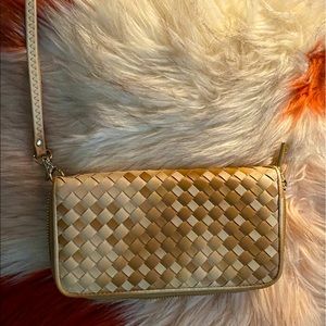 Woven Vegan clutch/wallet